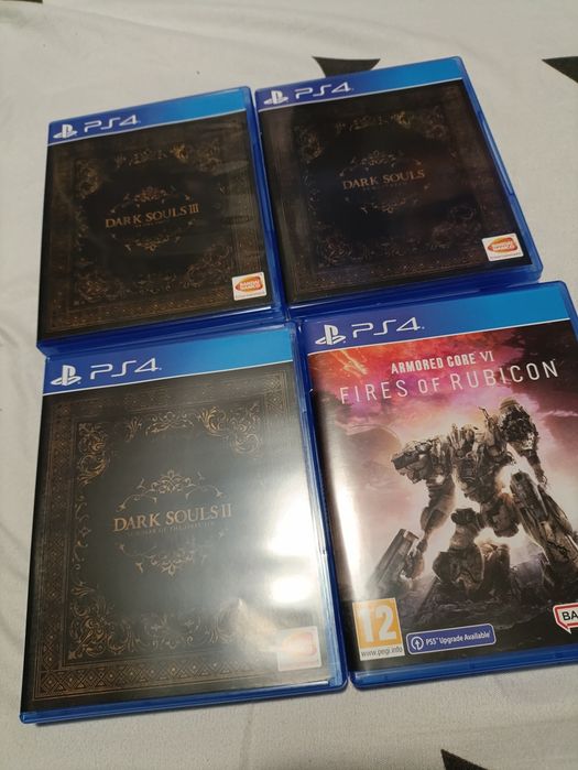 Dark souls trilogy și Armored core 6