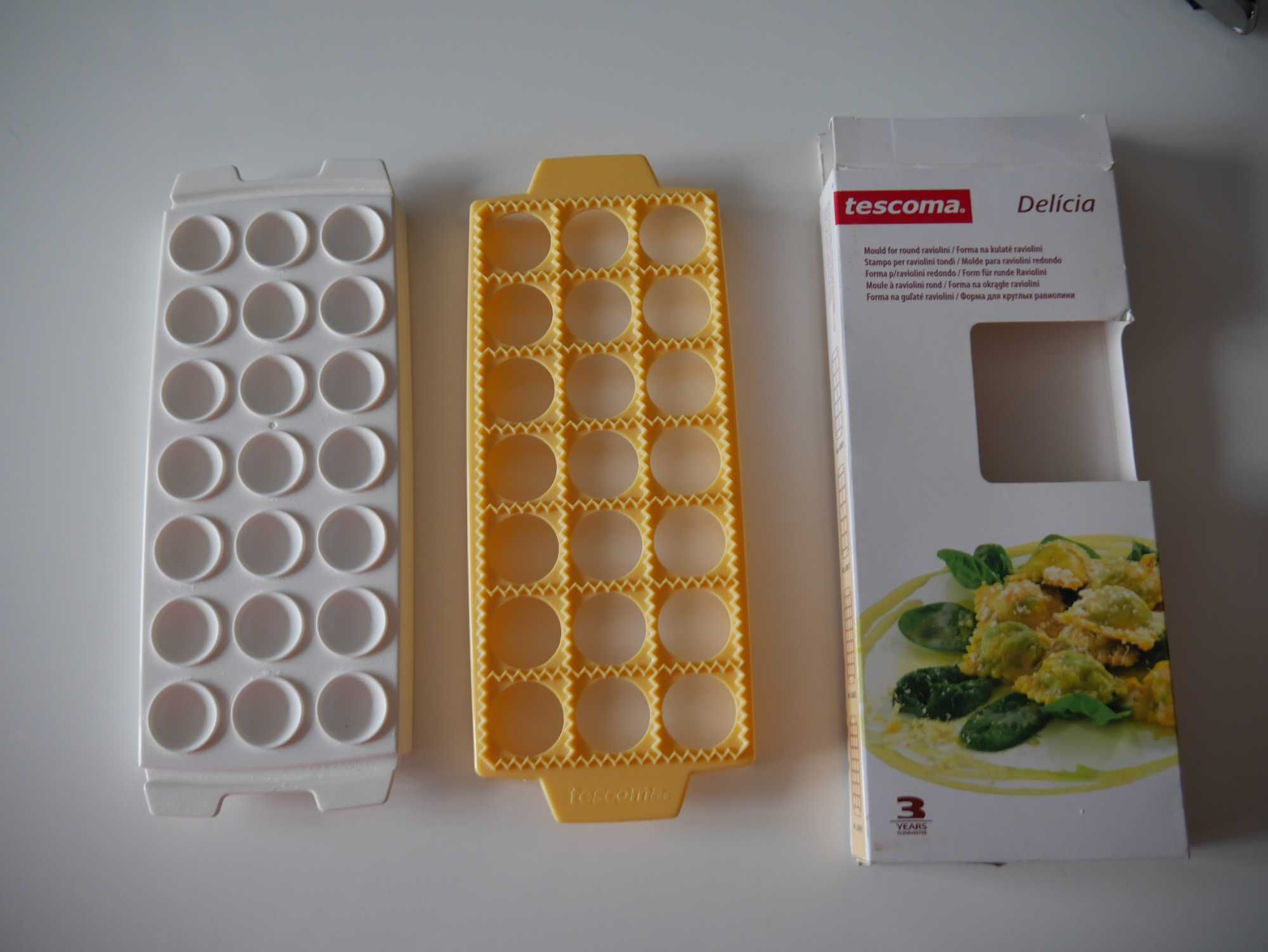 Diverse forme pt ravioli si plansa pt gnocchi si garganelli