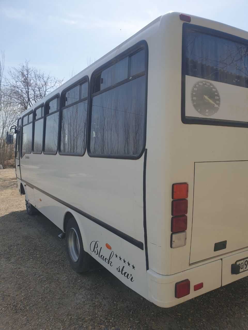 Isuzu Aftobus sotiladi.