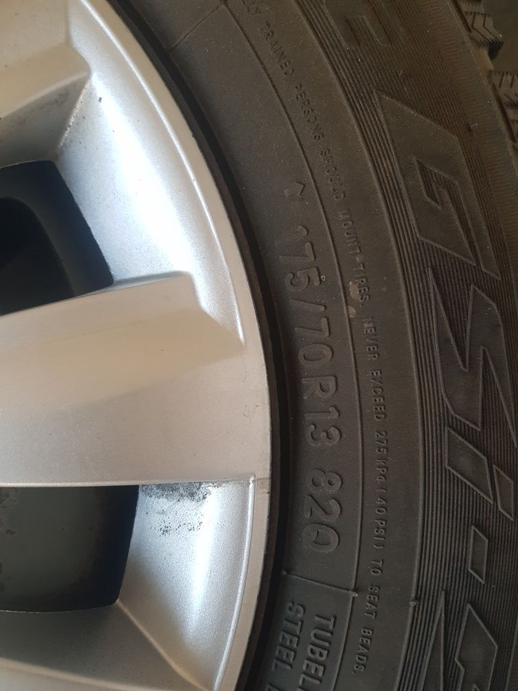Зимние шины с дисками TOYO GSI-5