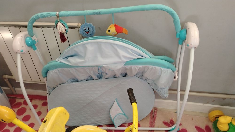 Детская качеля, велик