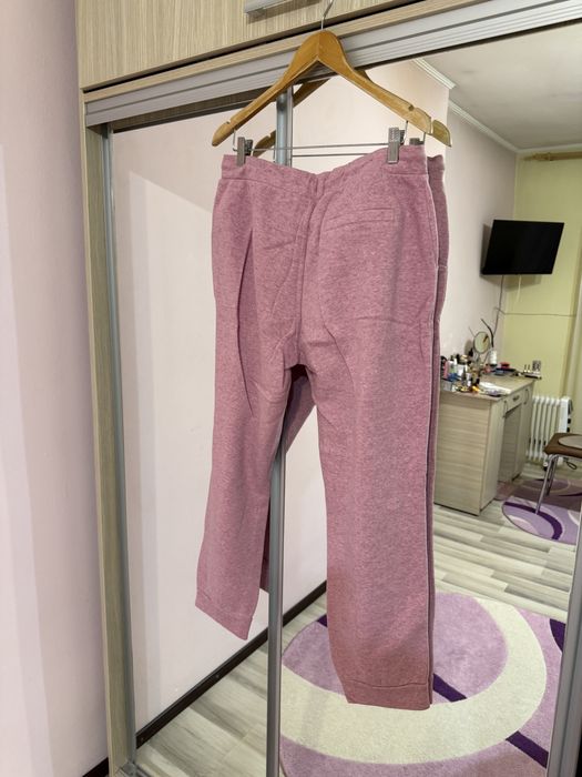 Pantaloni trening masura M