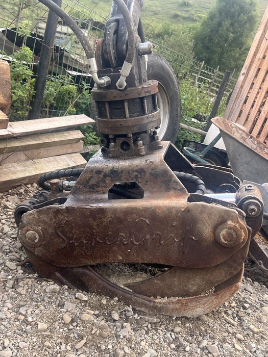 Graifer  forestier si rotitor