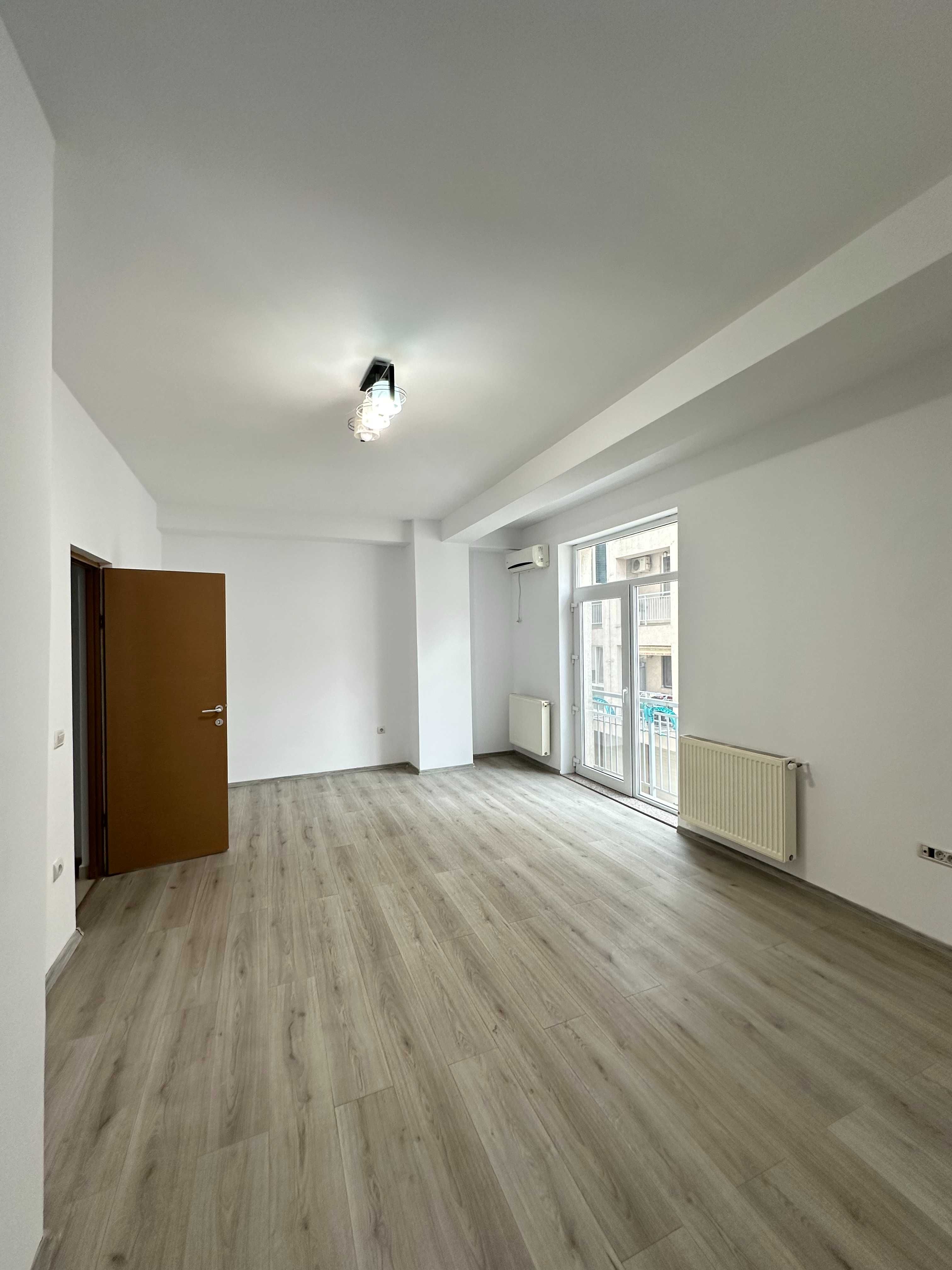 Vand apartament 2 camere Constanta Compozitori