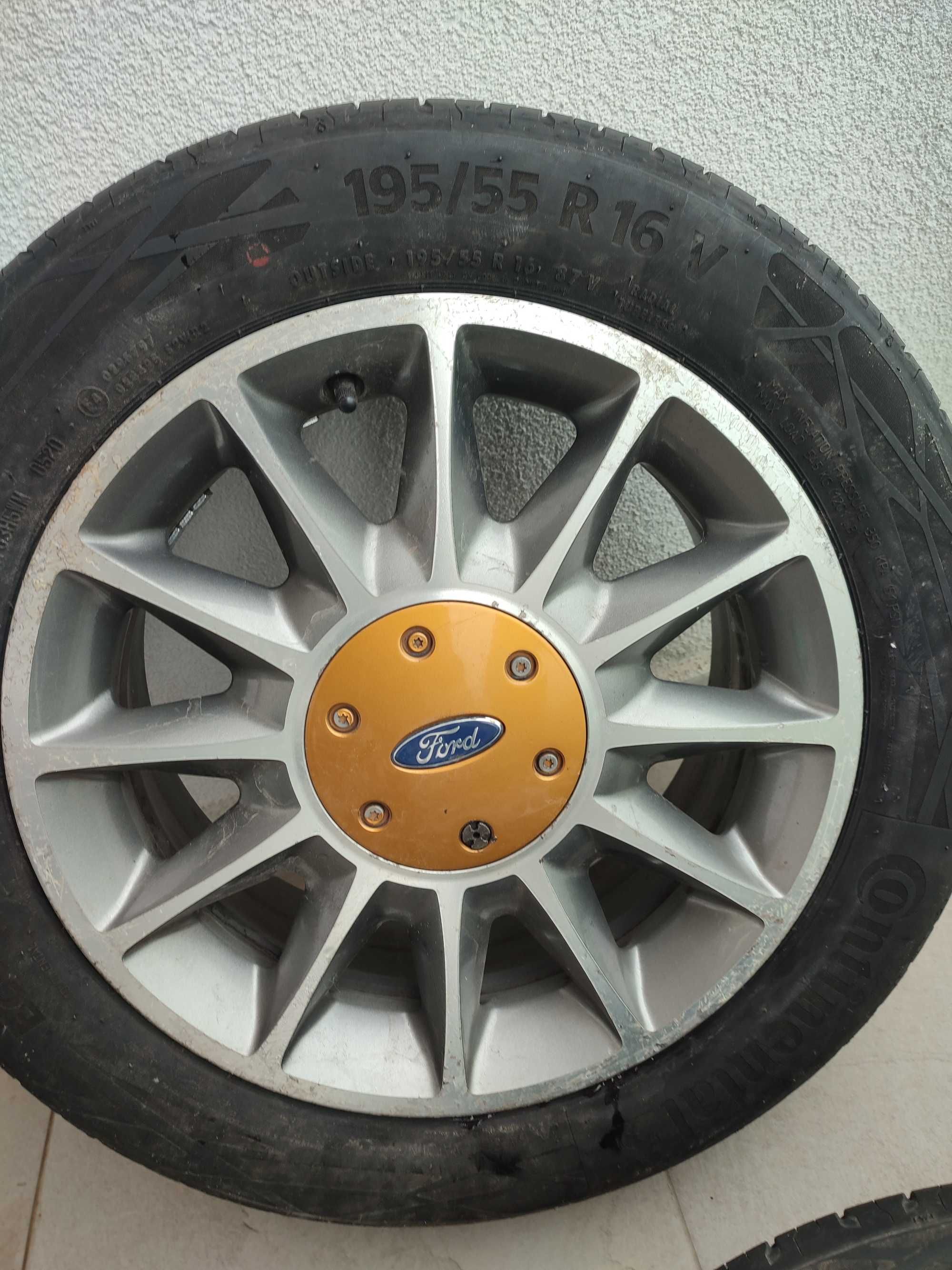 Jante și cauciucuri de vară Ford Fiesta 195 55 r16 Continental