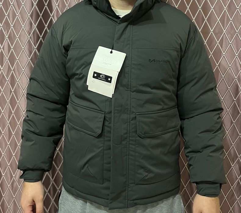 Продам новую зимняя куртка мужской