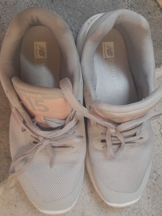 Vând adidas new balance mărime 37.5