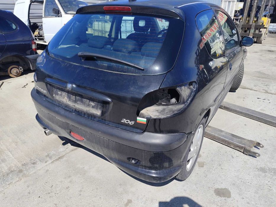 Peugeot 206 1.6 - 109.с - 2002г. на части