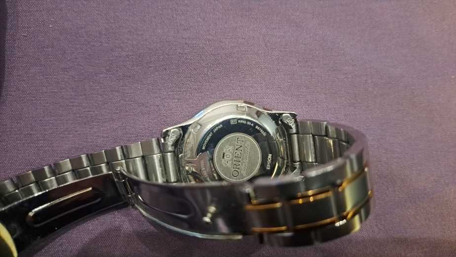 Дамски часовник Orient Classic Automatic FNR1Q001W