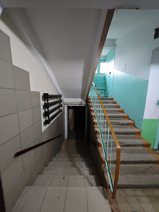 Продам 1 комн миниквартиру. 20 мкр.