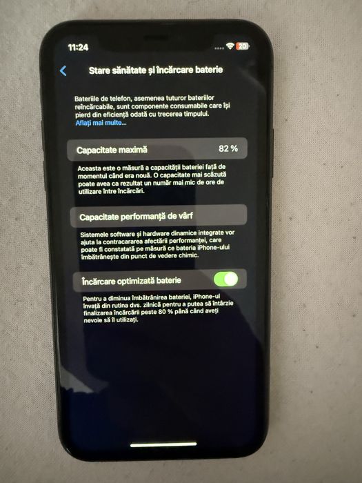 iPhone 11 Black 128GB + incarcator + casti + husă