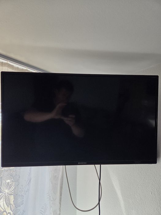 Vînd televizor vortex