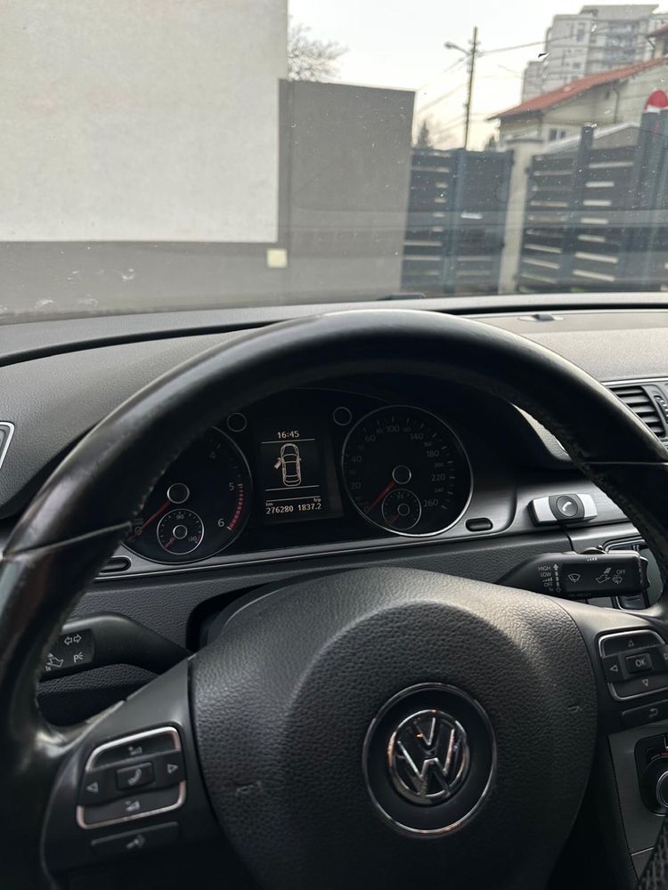 Volkswagen Passat 2011