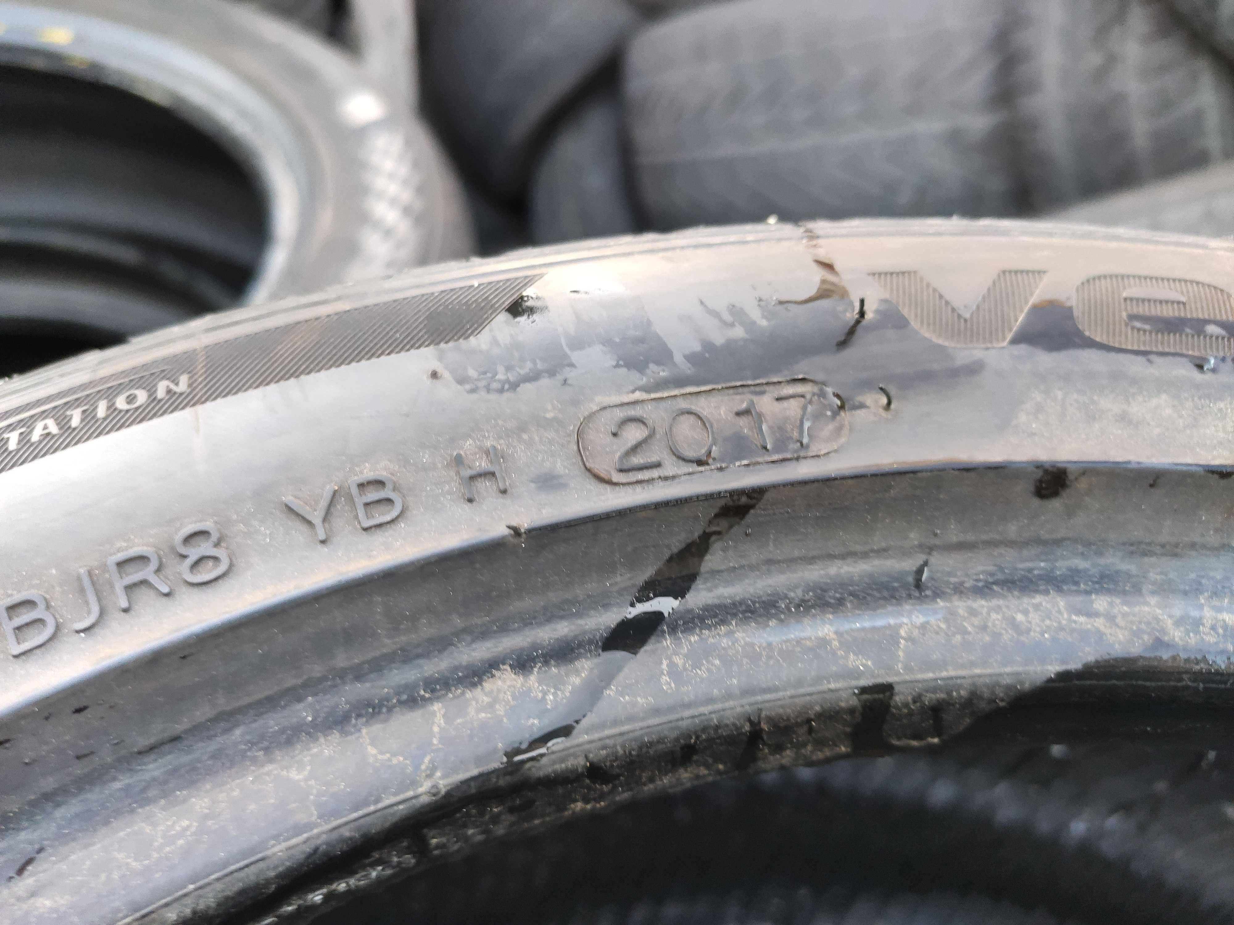2бр Летни Гуми 245 40 17 - Hankook