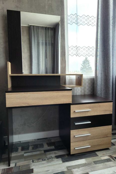 Тоалетка венге + дъб сонома