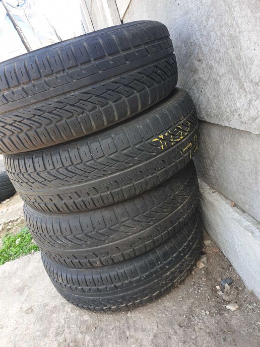 Cauciucuri cu genti de metal