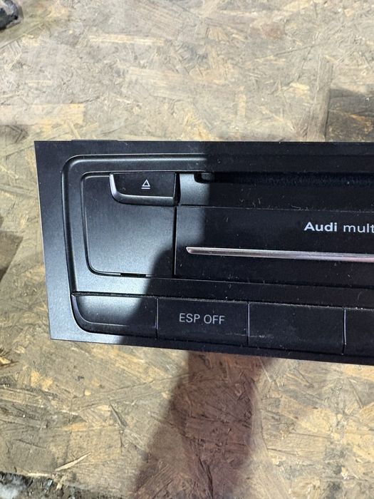 Audi A4 B8 Мултимедия