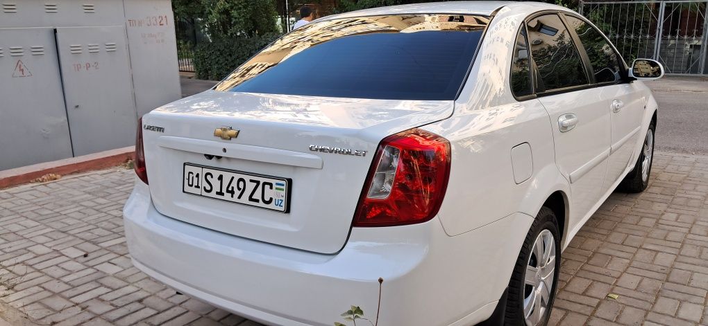 Lacetti 2012 Mexanika 1.8 obyom