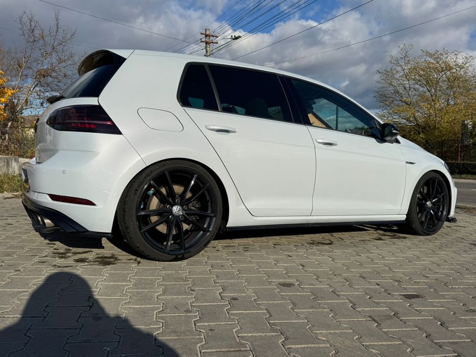 Vw Golf R(7,5) 310 cp, 148.000 km, recent adus!