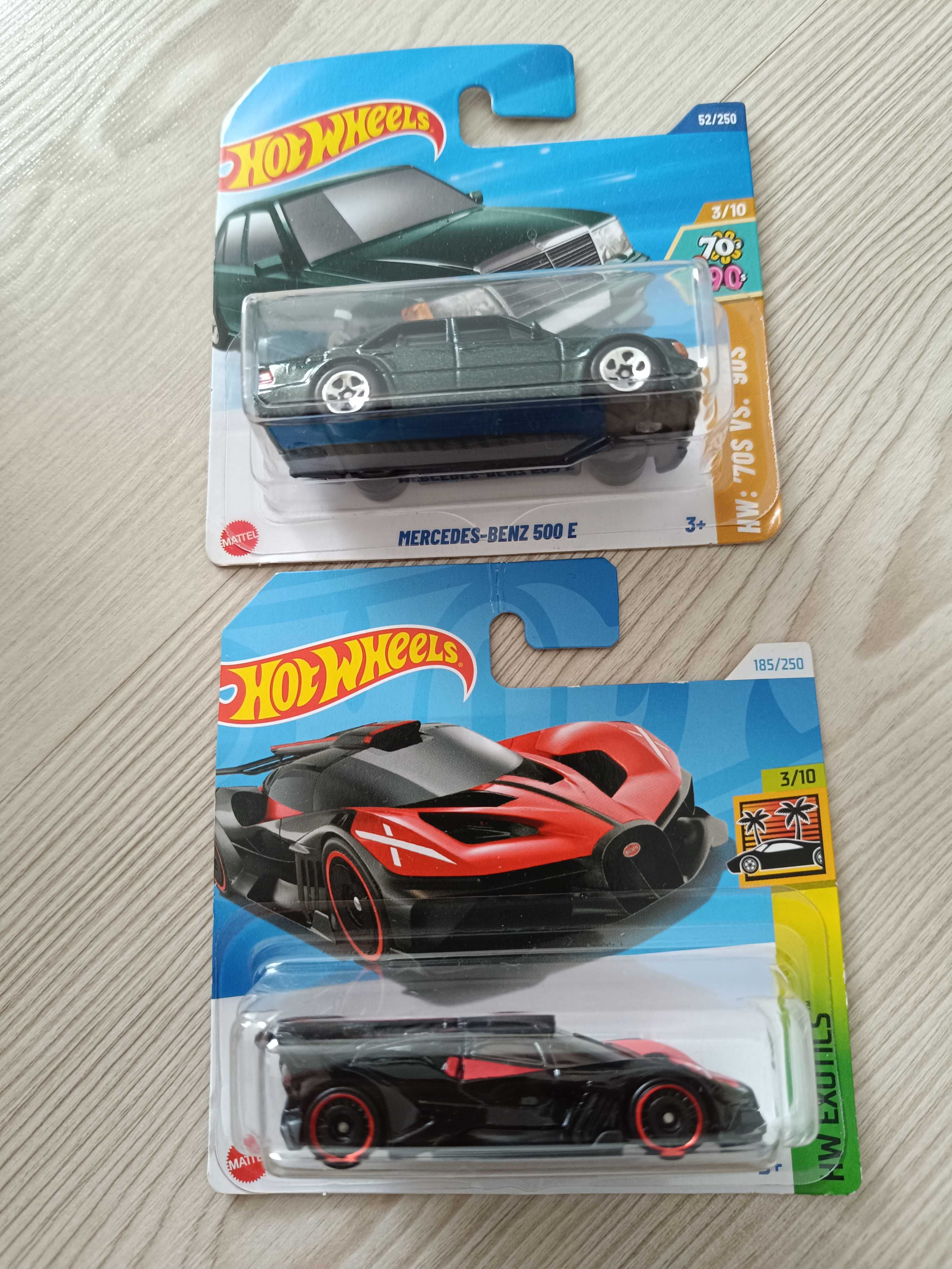 Vand 10 machete Hot Wheels la pretul de 90 de lei