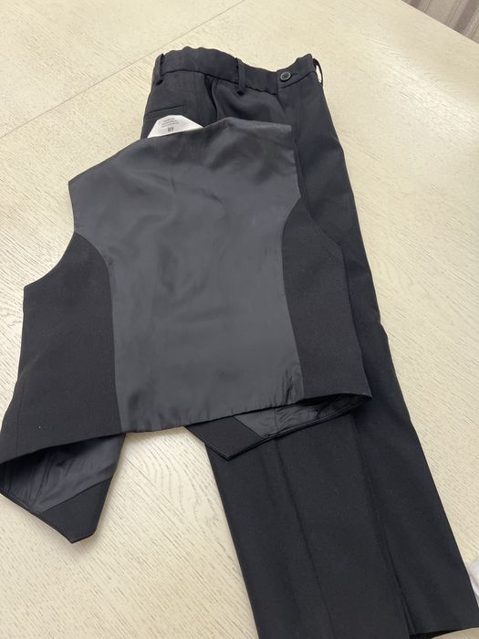 Двойка брюки и жилетка на мальчика