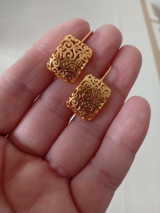 Cercei placați cu aur noi
