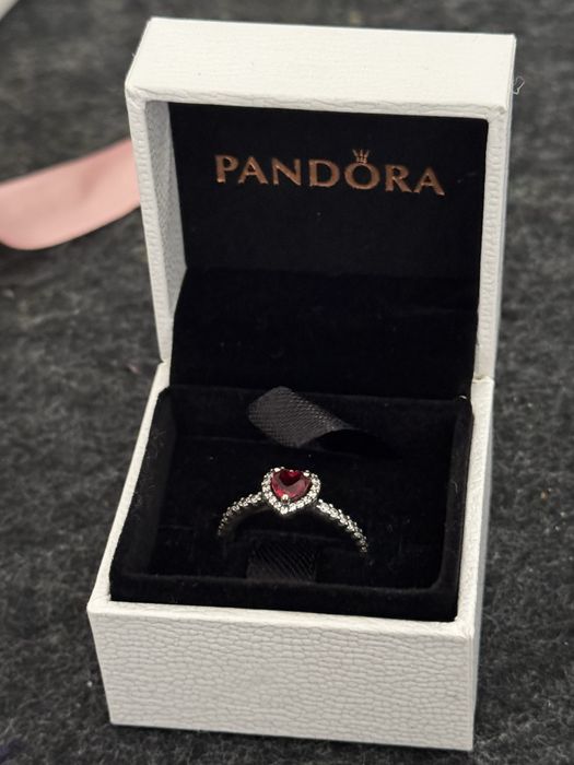 Кольцо Pandora s925