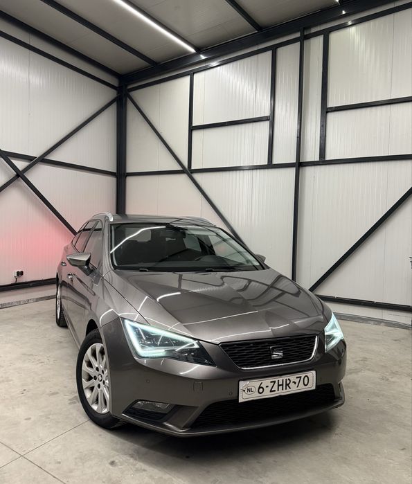 Seat Leon ST /  Matrix Led / 1.6 Tdi 110cp / Alcantara / Rate