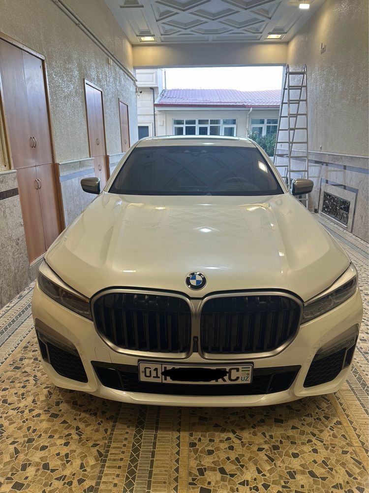 Bmw 760Li 2018 god 90000 probeg
