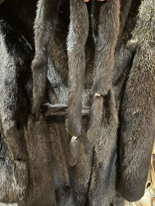 Продам норковую шубы в идеальном состоянии