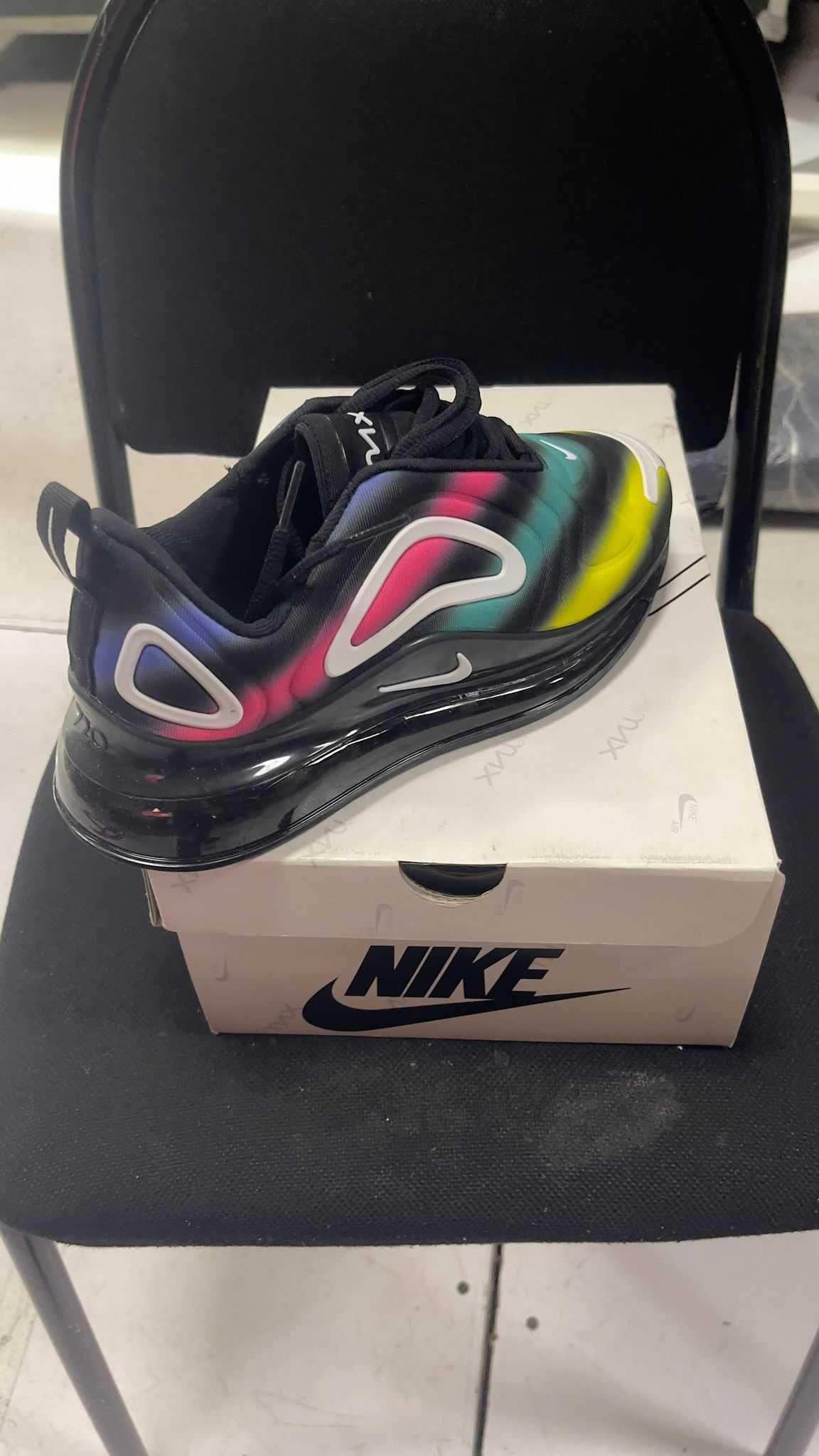 NIKE Airmax 720 Оригинал