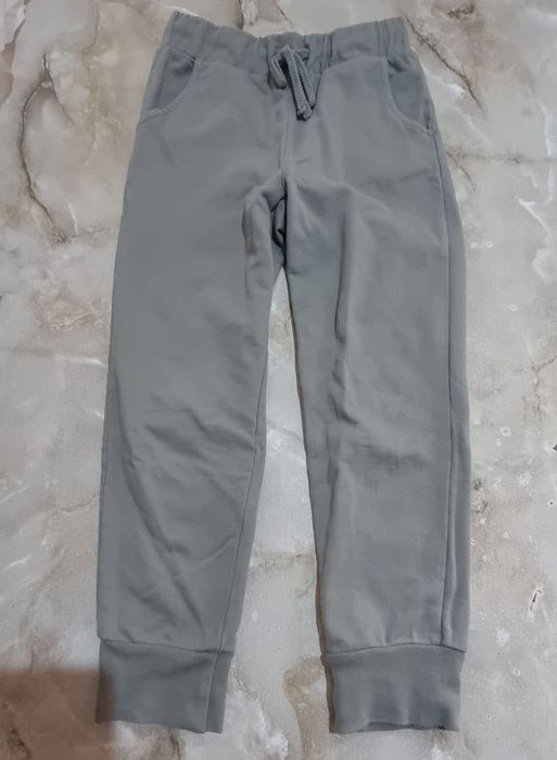 Продам брюки в отличном состоянии на рост 104см