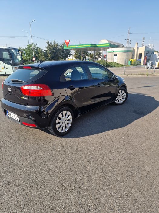 Kia rio 144000 km euro 5 11 crdi  cea mai ful versiune proprietar