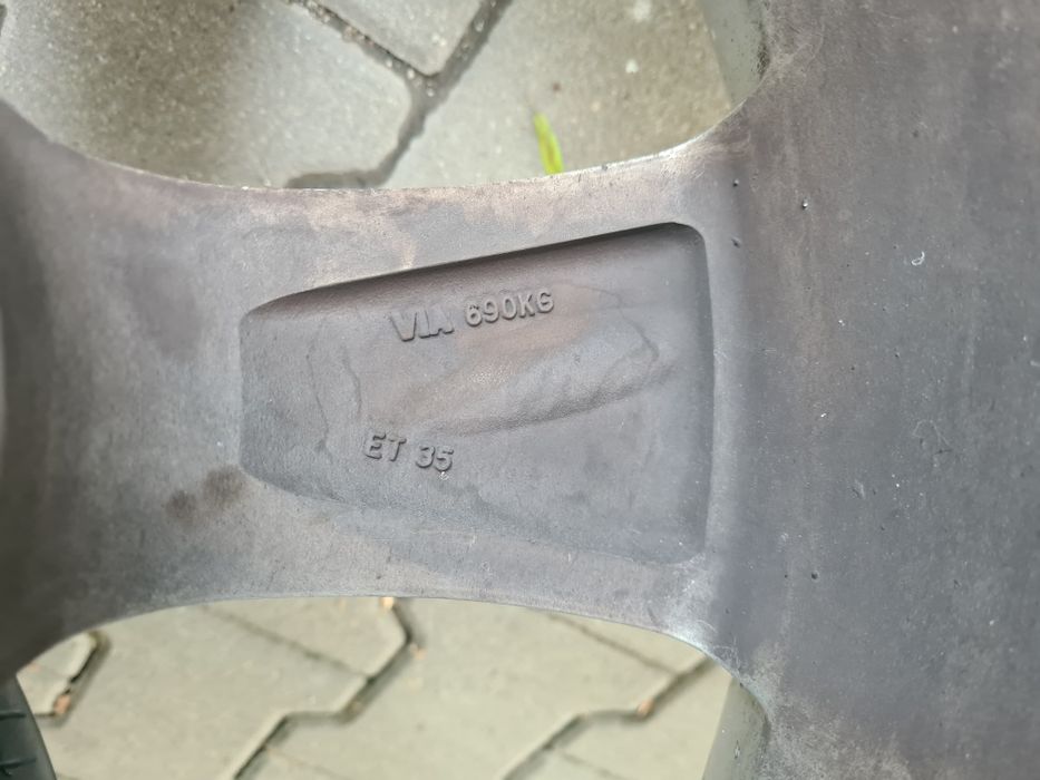 Джанти с гуми 245 45 18 цола за mercedes 5x112 C E S w212 w211 w220