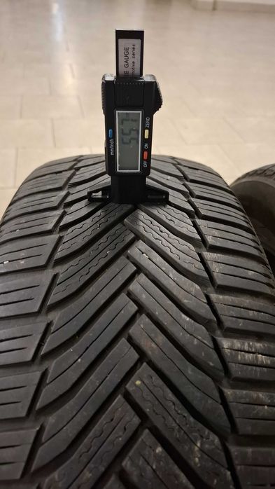 2бр.зимни гуми Michelin Alpin 215 55 17