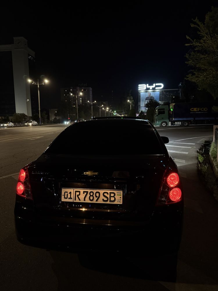 Jentra 2022 qora avtamat