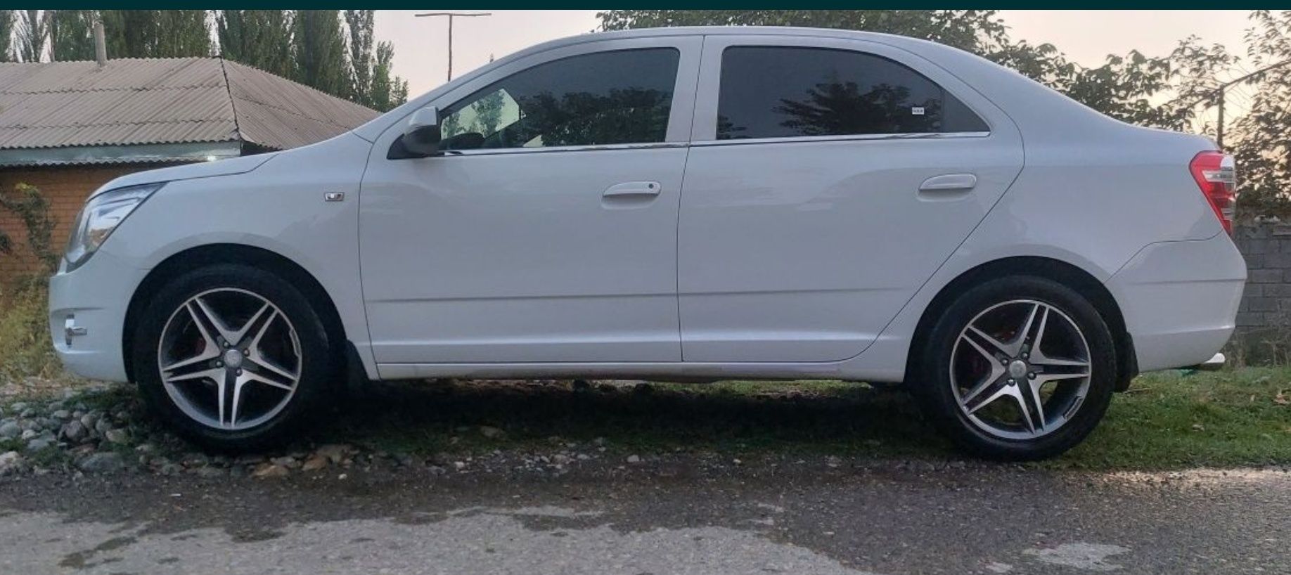 215/55 R17 4*100  Диска балон холати зор  айби йок. Обмен бор
