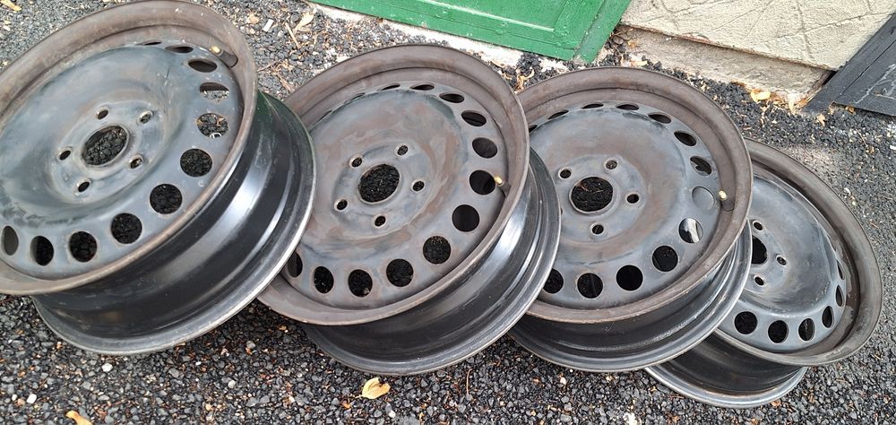 Железни жанти 5х112 15 цола със оригинални тасове!