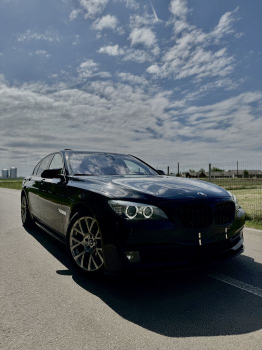 BMW 740d xDrive 2015 – Navigație, Trapa, Distronic++, Încălzite, NEGRU