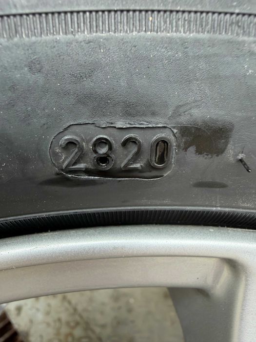 Джанти Borbet 16", 5х112, 7J ET38 Audi, VW, Skoda, 215/60/16 DUNLOP