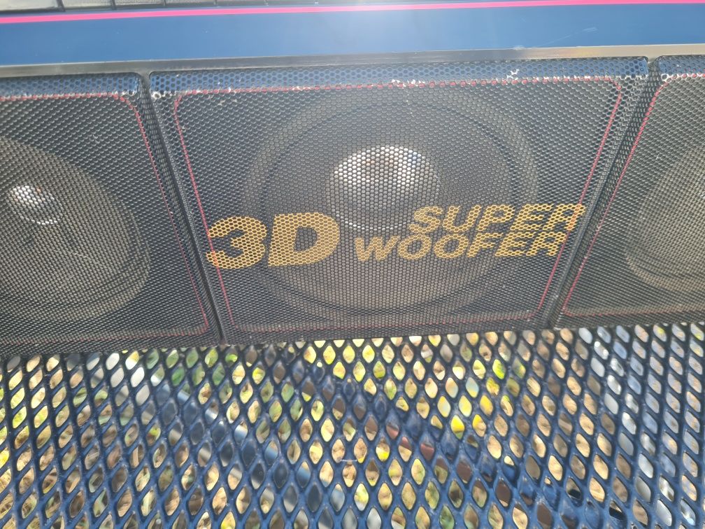 Boombox Hitachi TRK-3D2E