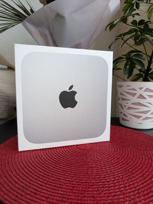 Apple MacMini M2 8Gb 256Gb macos Sequoia 15