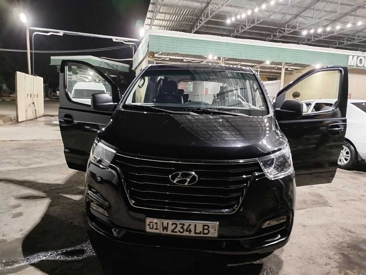 Hyundai Grand Starex