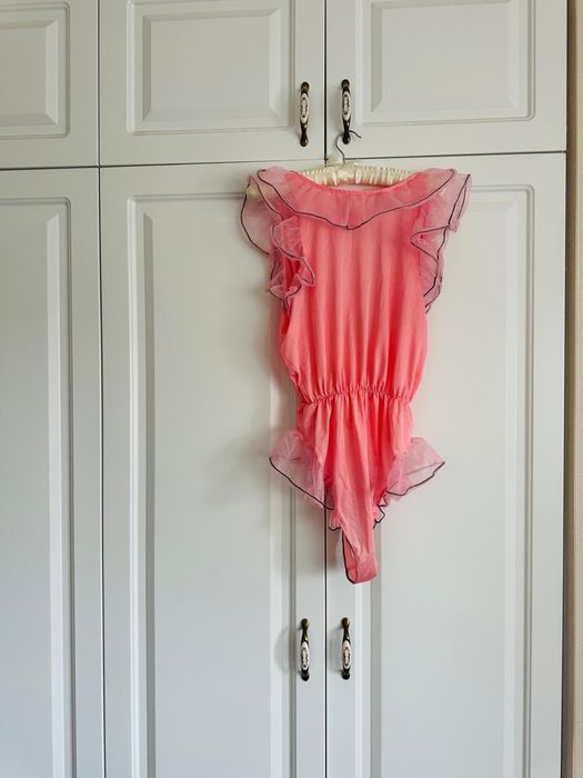 Body sexy cu volane , lenjerie sexy , masura M , Victoria Secret