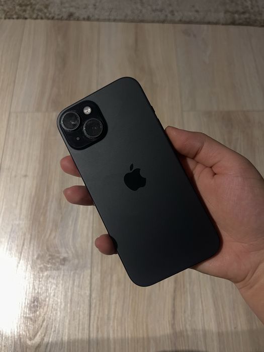 Продам iPhone 15 128gb
