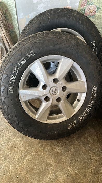 Комплект дисков с резиной