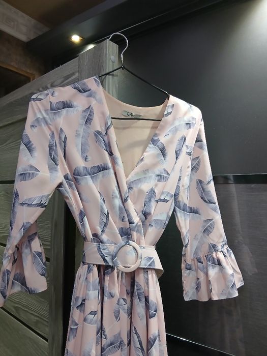 Продаю повседневное платье