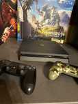 PlayStation 4 + 2 manete - Impecabil, recent curatat