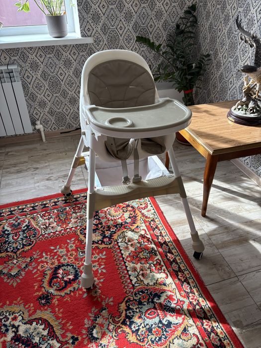 Продам стульчик для кормления