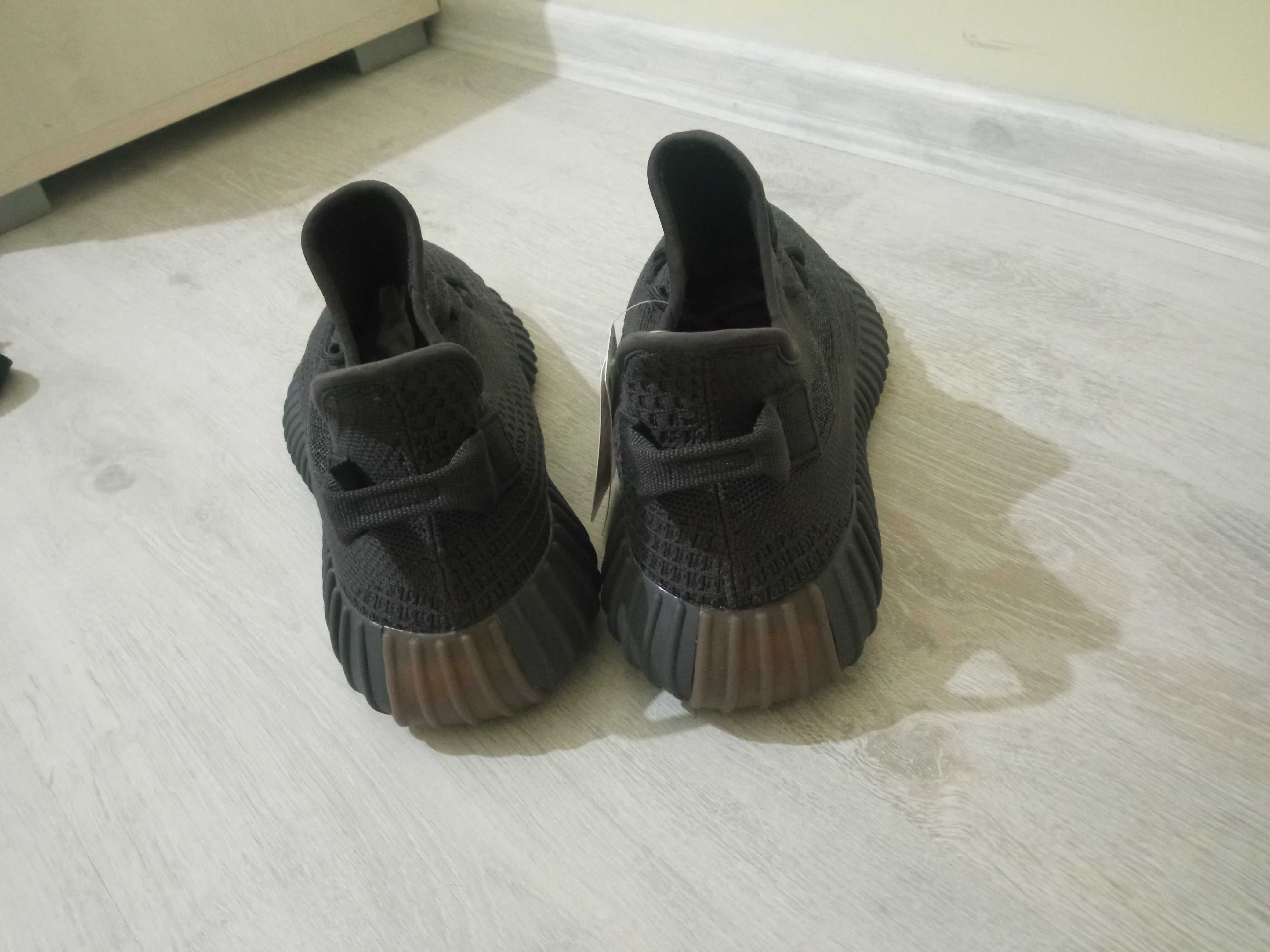 Adidas Yeezy 350
